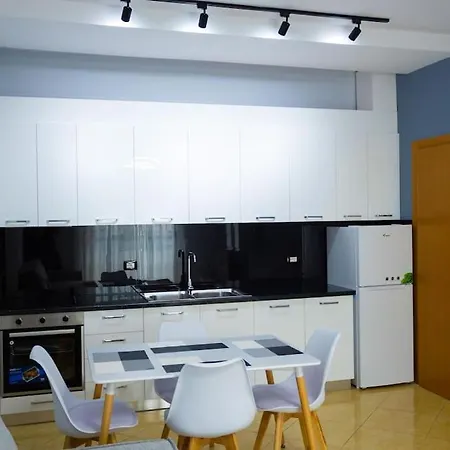 In Kejvi Apartmán Vlorë