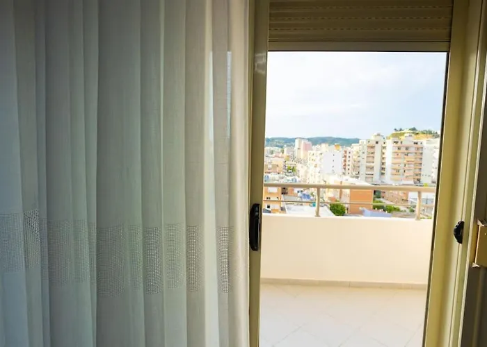 Daire In Kejvi Avlonya